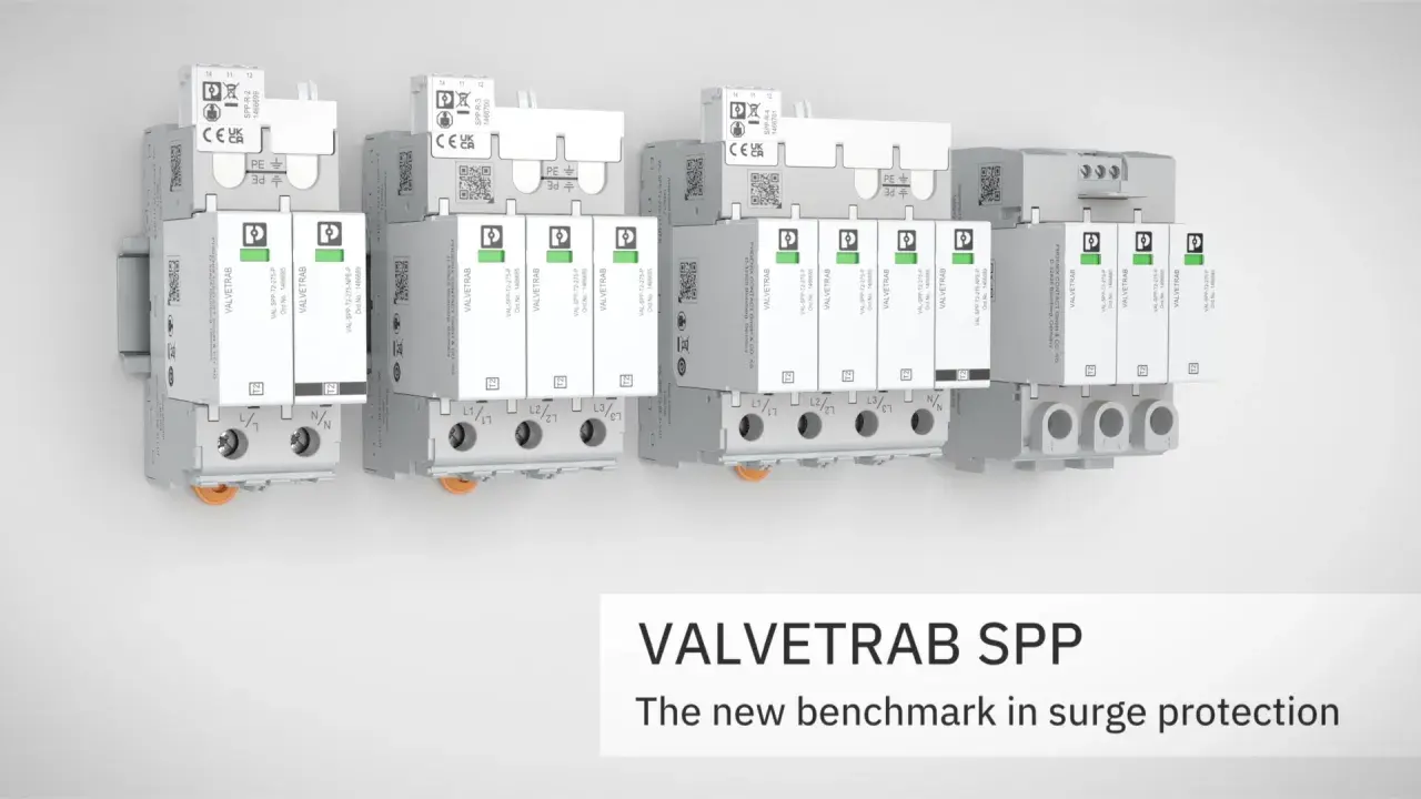 Ensemble de parafoudres VALVETRAB SPP de Phoenix Contact, conçus pour la protection contre les surtensions. Le **contact sec** est intégré pour une signalisation d'état.